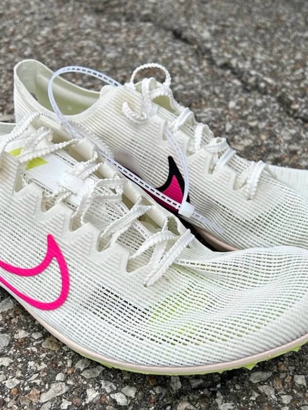 Nike Zoom Mamba V6 Track Spikes (White/Pink/Lime) - Men's Size 10 / EUR 44